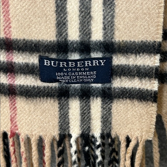 Vintage Burberry Cashmere Scarf Classic Check Made in England - Picture 3 of 7